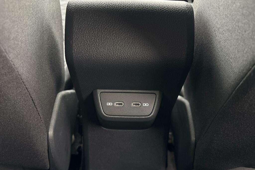 Volkswagen Polo Hatchback 1.2 White #22