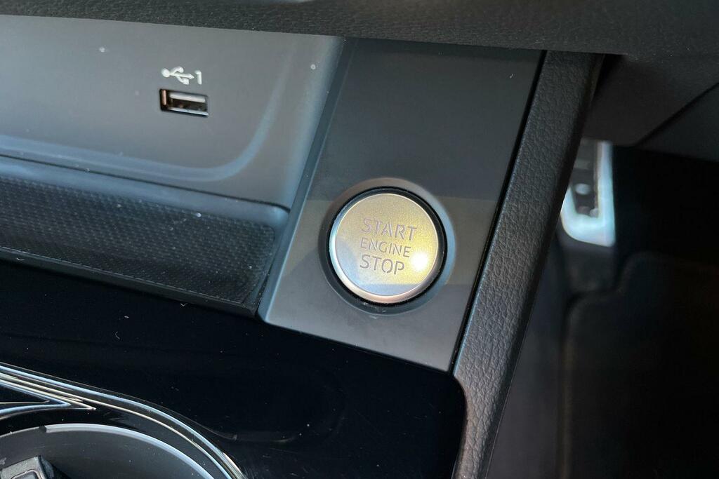Audi A5 35 Tfsi Black Edition S Tronic Black #27