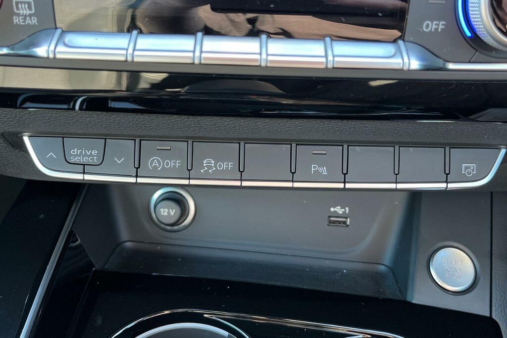 Audi A5 35 Tfsi Black Edition S Tronic Black #32