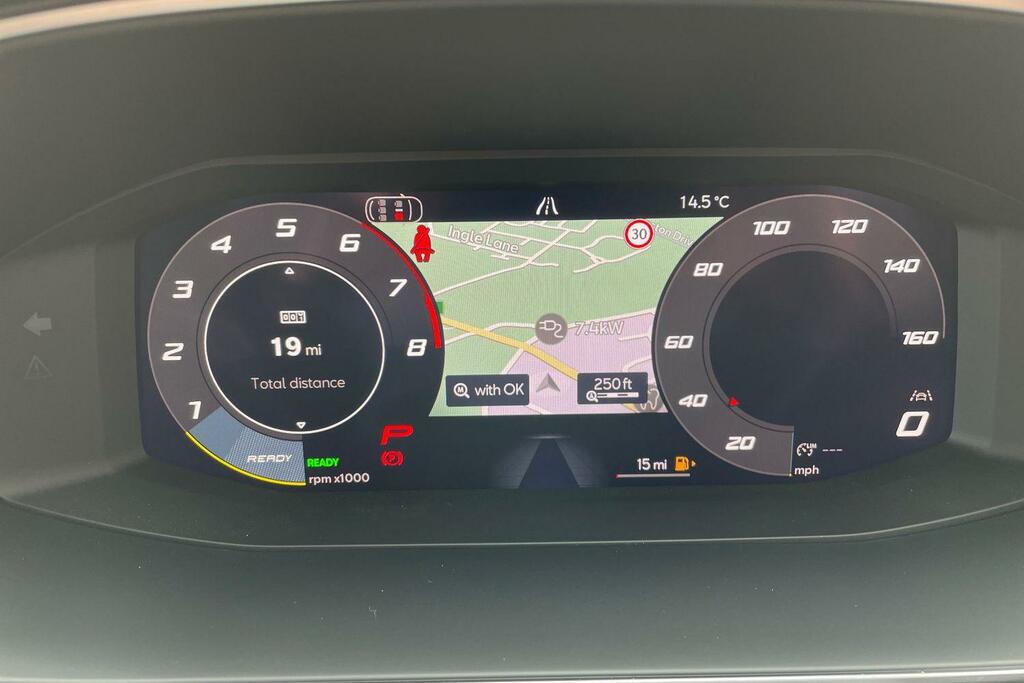 Seat Leon 1.5 Tsi Fr Black Edition Hatchback Manu Red #14