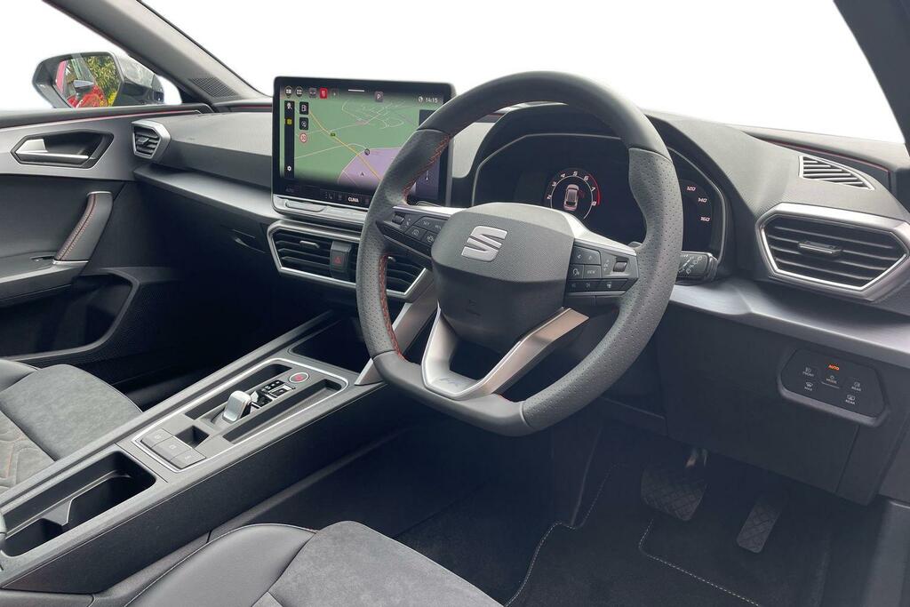 Seat Leon 1.5 Tsi Fr Black Edition Hatchback Manu Red #6