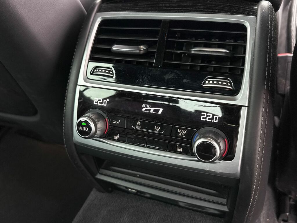 BMW 7 Series M Sport Black #27