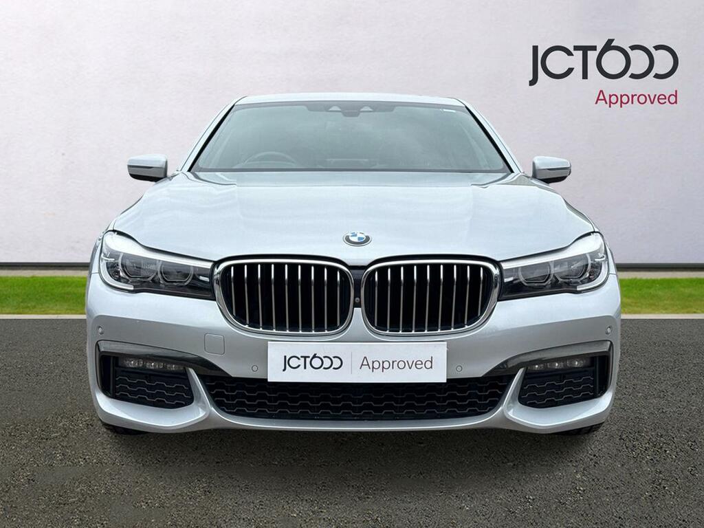 BMW 7 Series M Sport Black #8