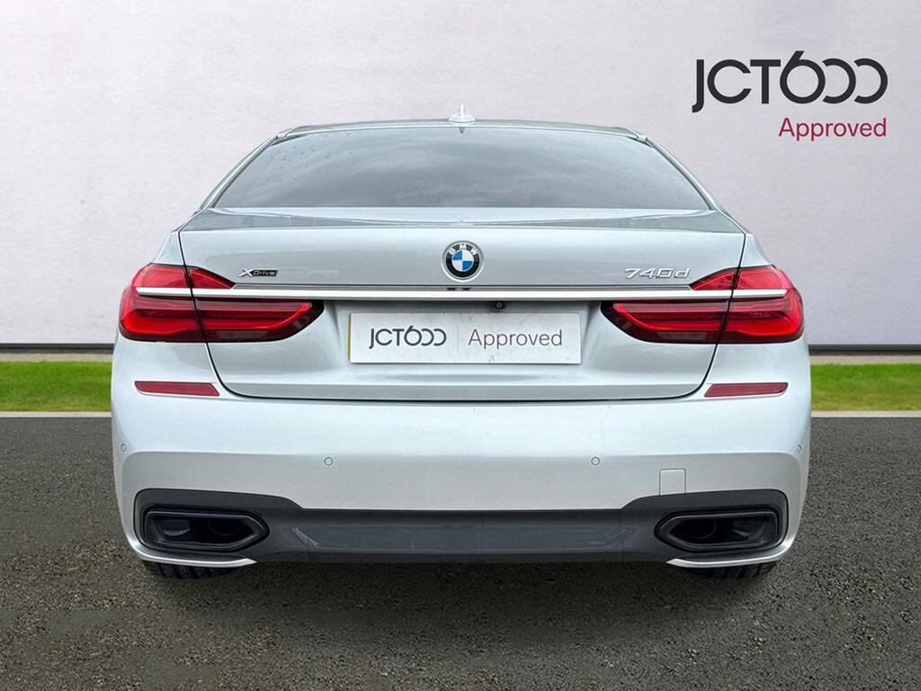 BMW 7 Series M Sport Black #7