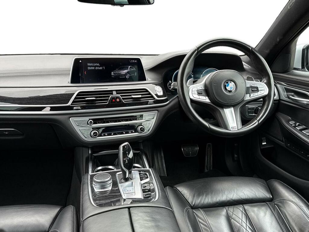 BMW 7 Series M Sport Black #11