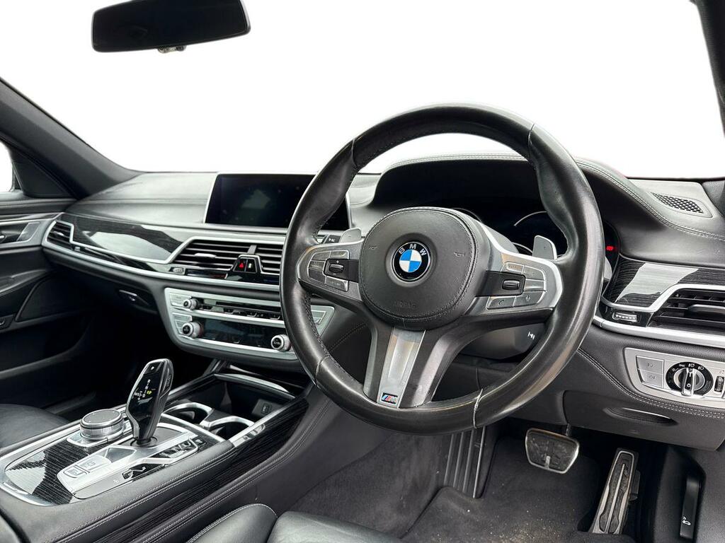 BMW 7 Series M Sport Black #6