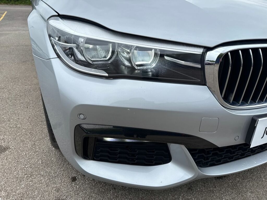 BMW 7 Series M Sport Black #35
