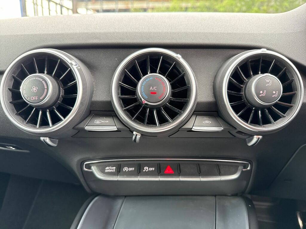 Audi TT Tt Black Edition 45 Tfsi Quattro White #40