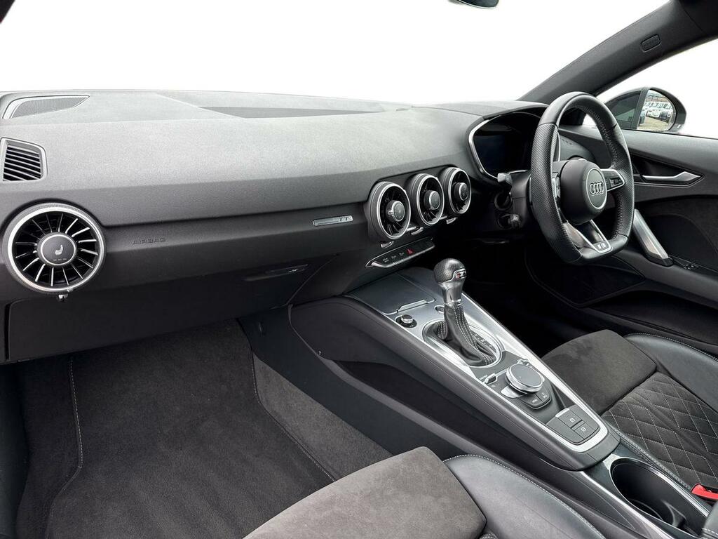 Audi TT Tt Black Edition 45 Tfsi Quattro White #2
