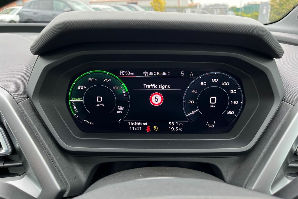 Audi Q4 E Tron 210Kw 45 82Kwh Black Edition Grey #56