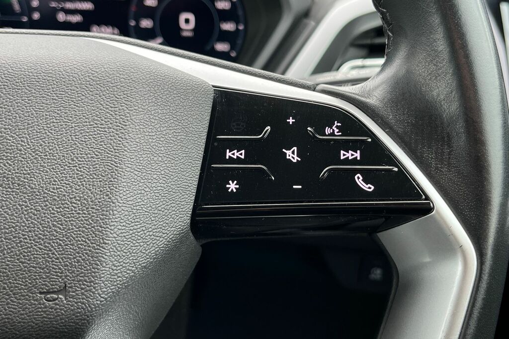Audi Q4 E Tron 210Kw 45 82Kwh Black Edition Grey #17