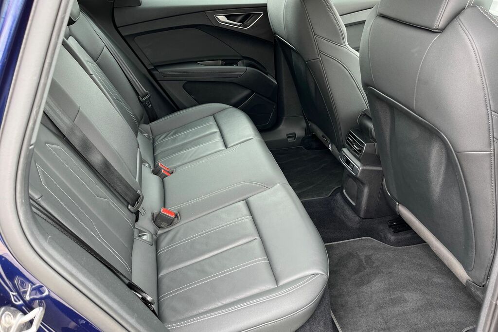 Audi Q4 E Tron 210Kw 45 82Kwh Black Edition Grey #46