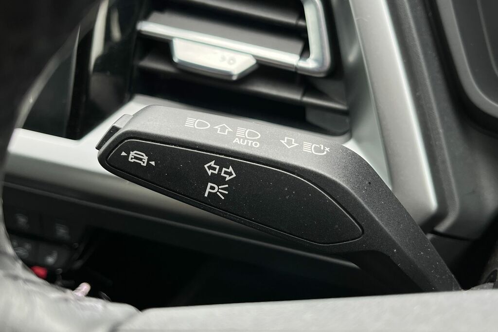 Audi Q4 E Tron 210Kw 45 82Kwh Black Edition Grey #42