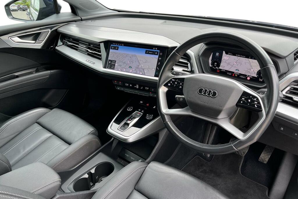 Audi Q4 E Tron 210Kw 45 82Kwh Black Edition Grey #6
