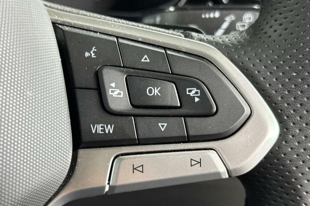 Volkswagen T-Roc Match Silver #17