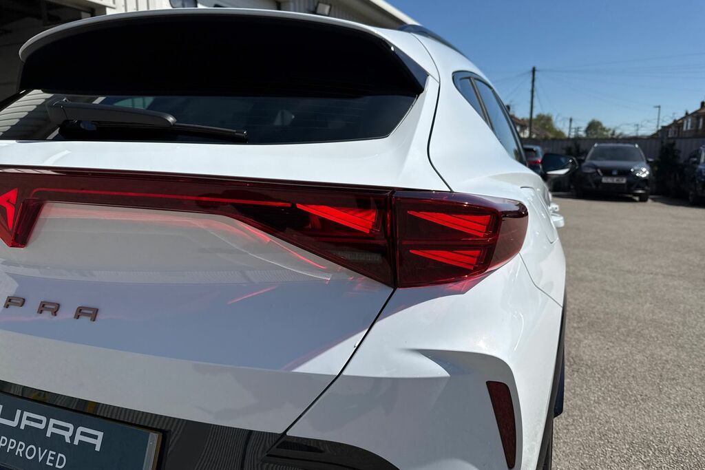 Cupra Formentor 1.5 Etsi V1 Dsg Euro 6 Ss White #18