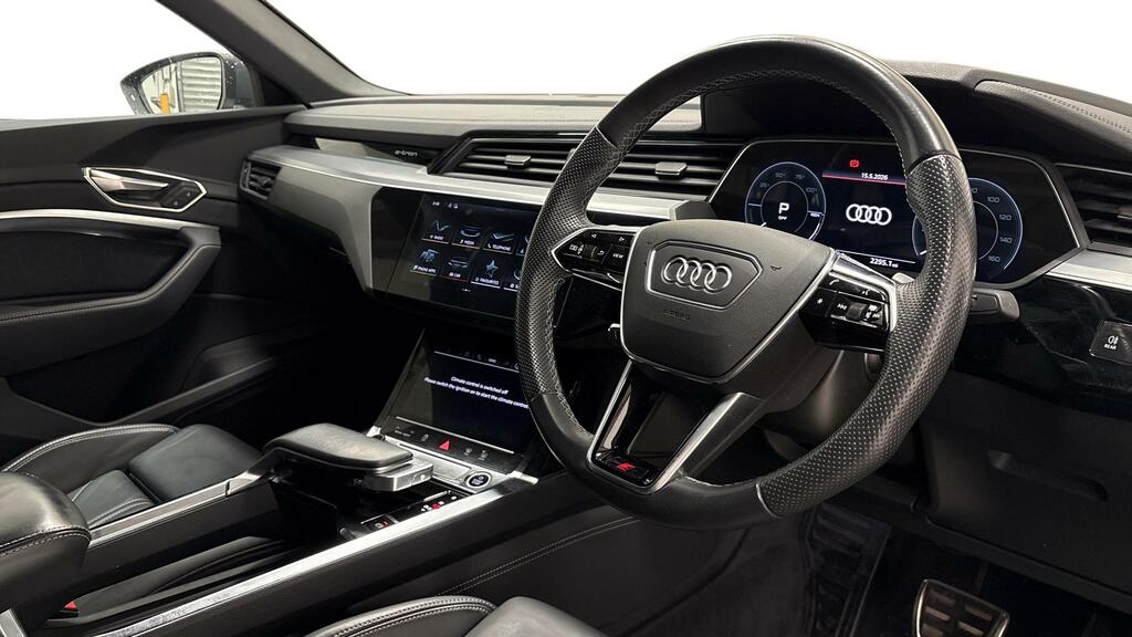 Audi Q8 e tron Audi S Line 55 E-tron Quattro 300,00 Kw Black #6
