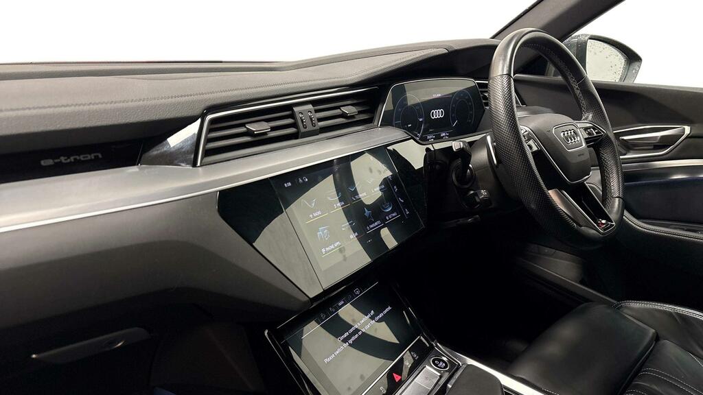 Audi Q8 e tron Audi S Line 55 E-tron Quattro 300,00 Kw Black #2