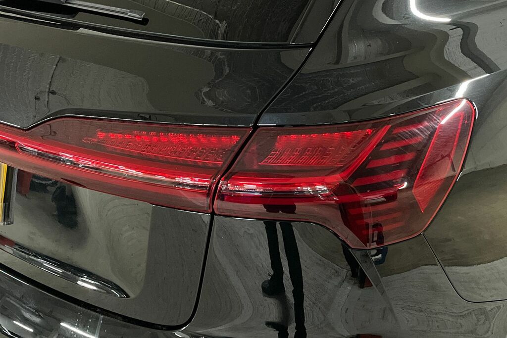 Audi Q8 e tron 55 Quattro 114Kwh Black Edition Grey #18