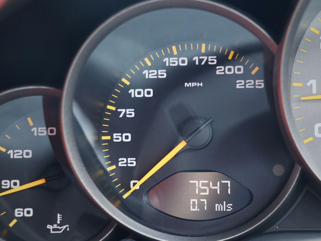 Porsche 911 Coupe Carrera 4S Pdk 2010 Silver #48
