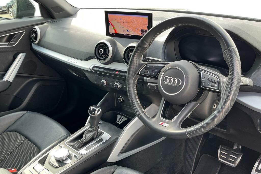 Audi Q2 1.5 Tfsi Cod 35 Black Edition Suv S Tro Blue #6