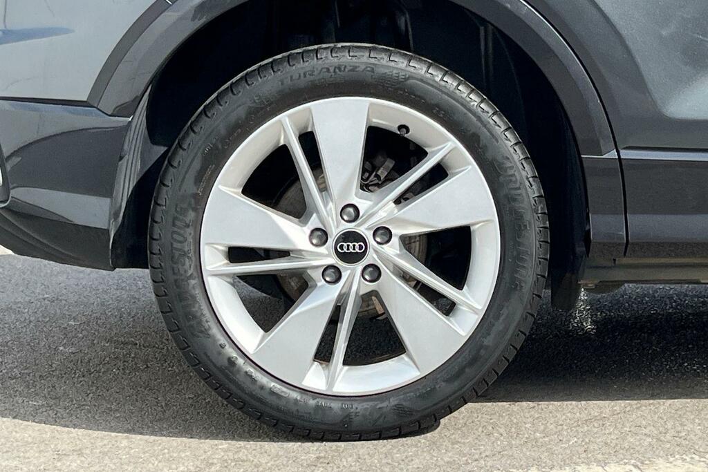Audi Q2 1.5 Tfsi Cod 35 Black Edition Suv S Tro Blue #5