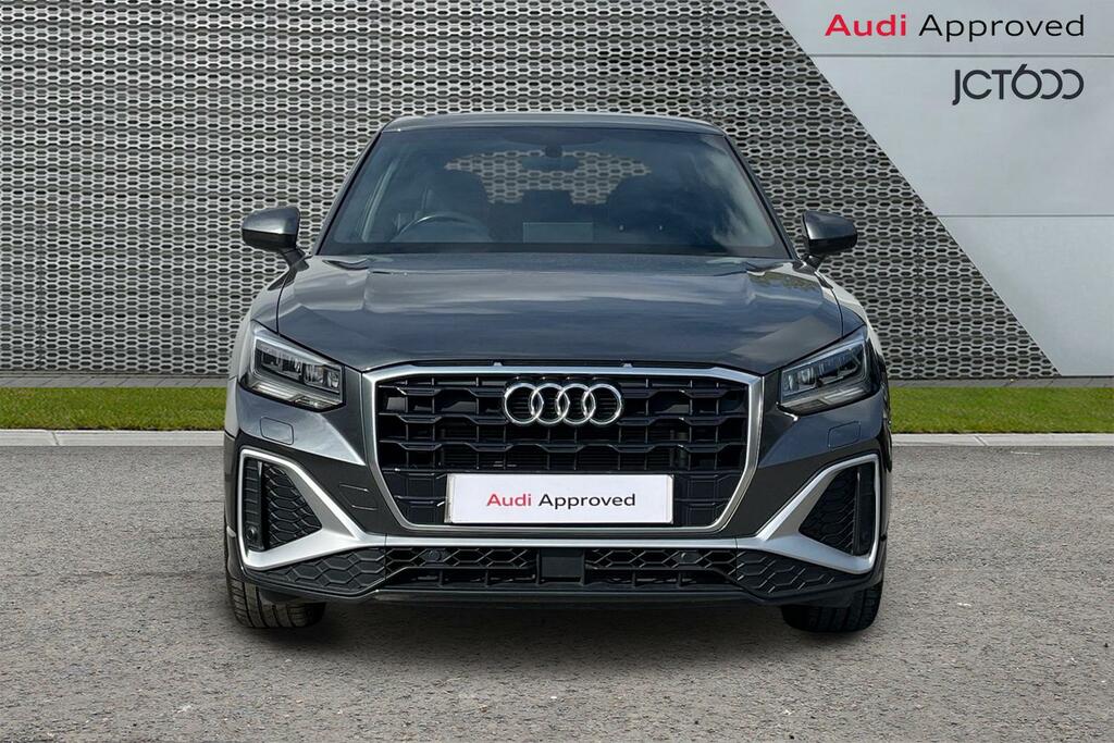 Audi Q2 1.5 Tfsi Cod 35 Black Edition Suv S Tro Blue #8