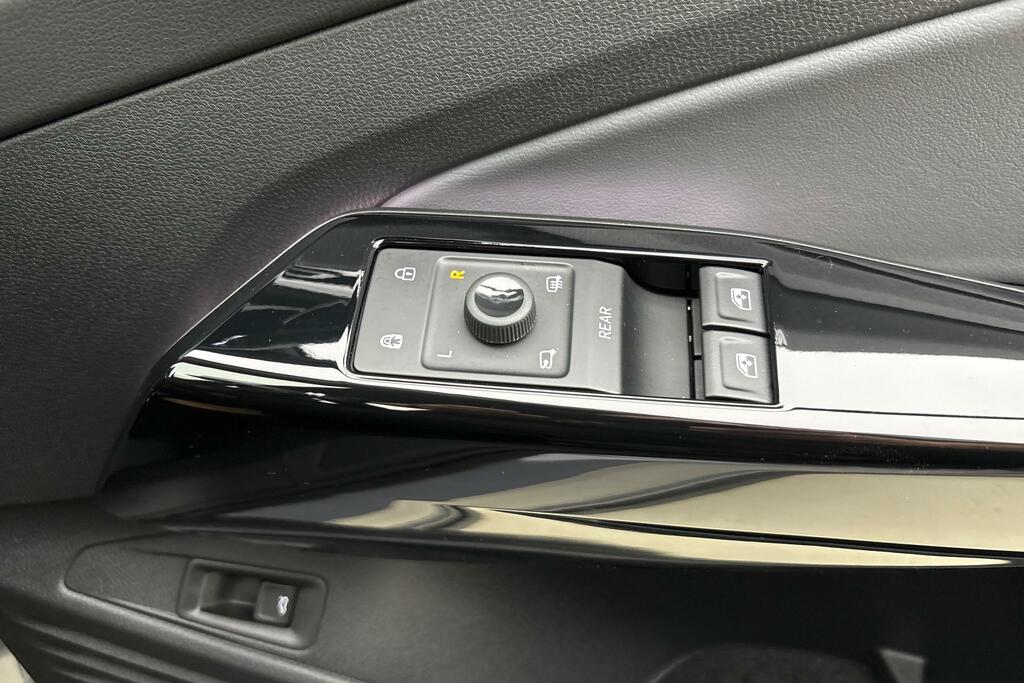 Volkswagen ID.4 210Kw Match Pro 77Kwh Grey #27