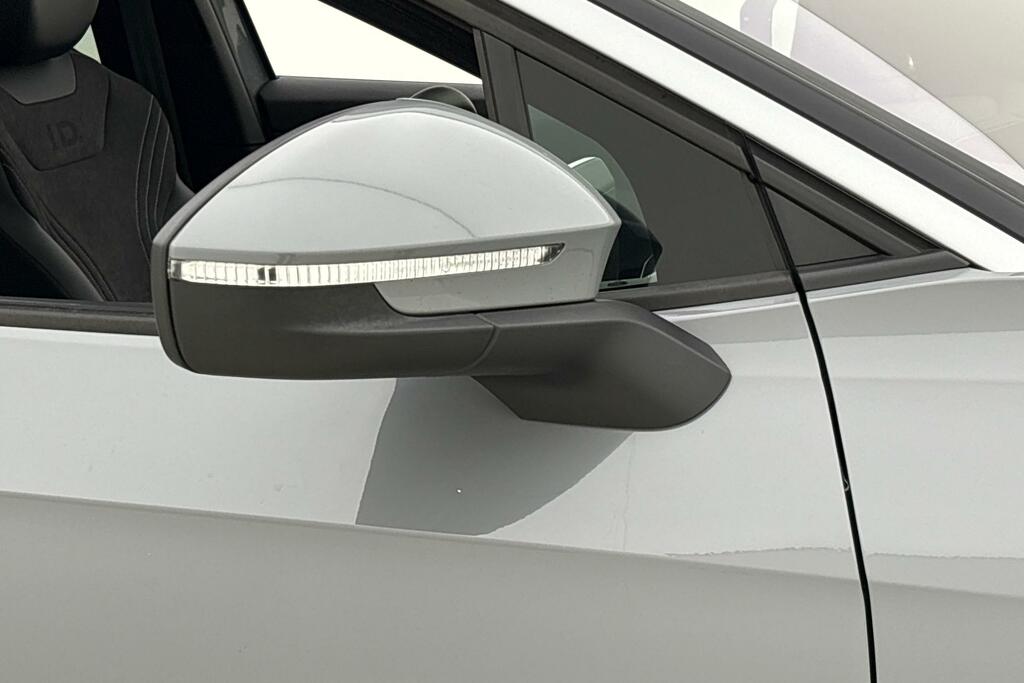 Volkswagen ID.4 210Kw Match Pro 77Kwh Grey #20