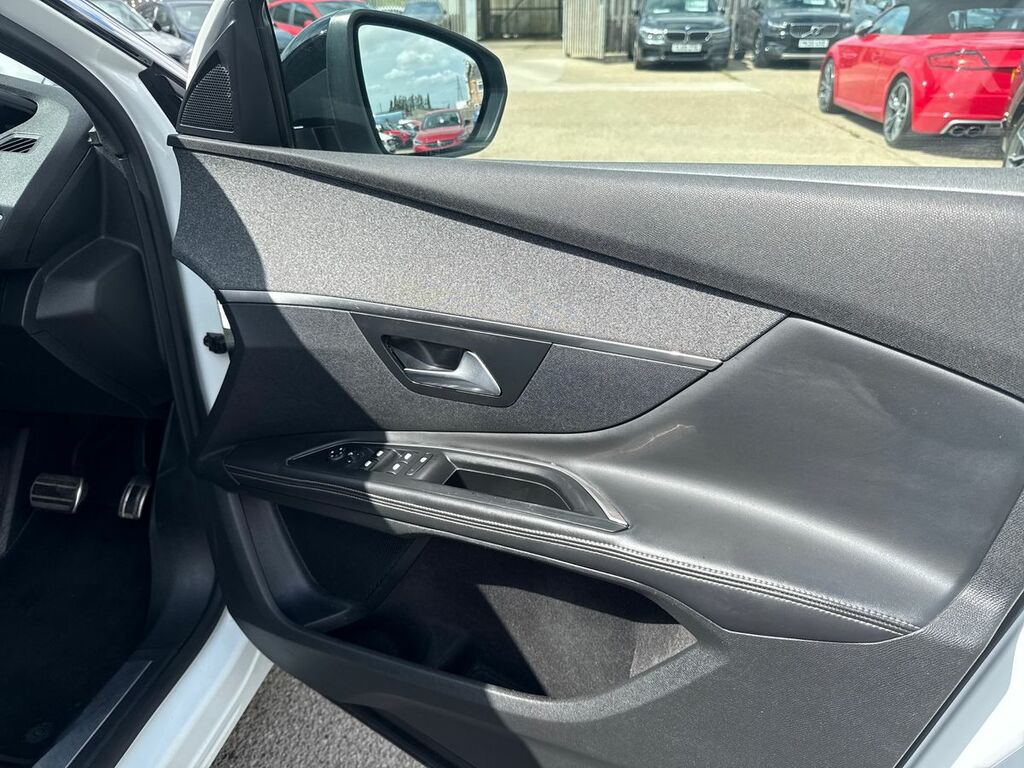 Peugeot 5008 1.2L Active Green #53