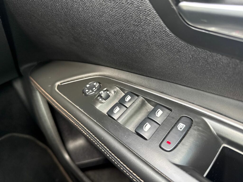 Peugeot 5008 1.2L Active Green #60