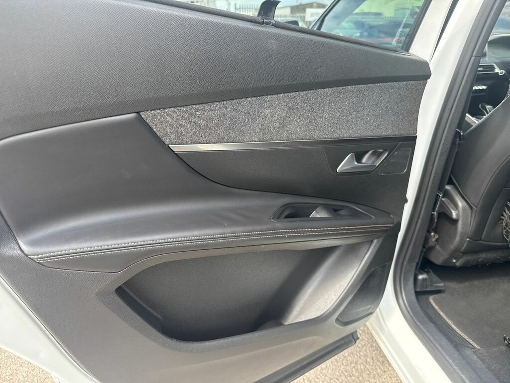 Peugeot 5008 1.2L Active Green #41