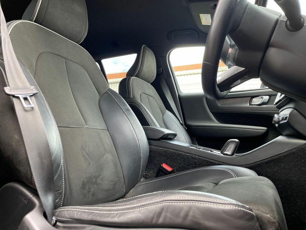 Volvo XC40 Xc40 Momentum T3 Black #32