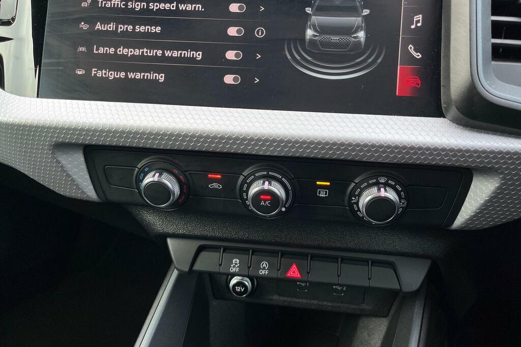 Audi A1 30 Tfsi 110 Black Ed S Tronic Tech Pack Pro Green #38