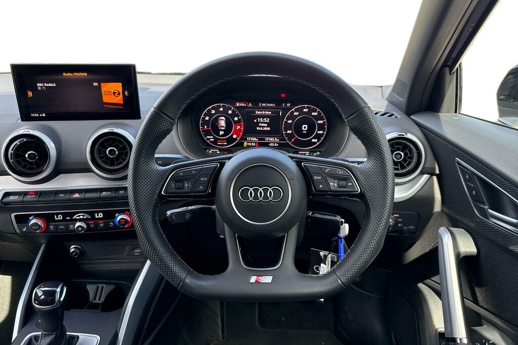 Audi SQ2 2.0 Tfsi Black Edition Suv S Tronic Qua Grey #11