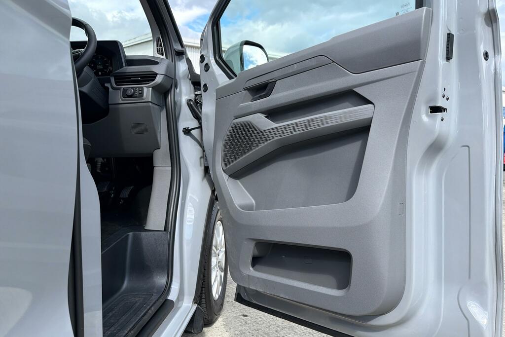 Volkswagen Transporter T32 Commerce Lwb 150 Ps 2.0 Tdi 8Sp Grey #33