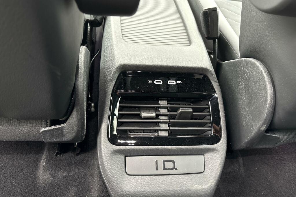 Volkswagen ID.4 210Kw Match Pro 77Kwh Black #29