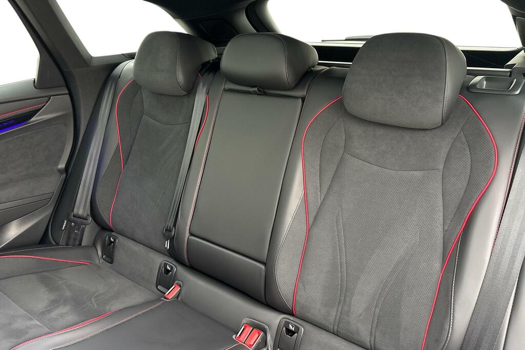 Volkswagen ID.7 210Kw Match Pro S Plus 86Kwh Black #9