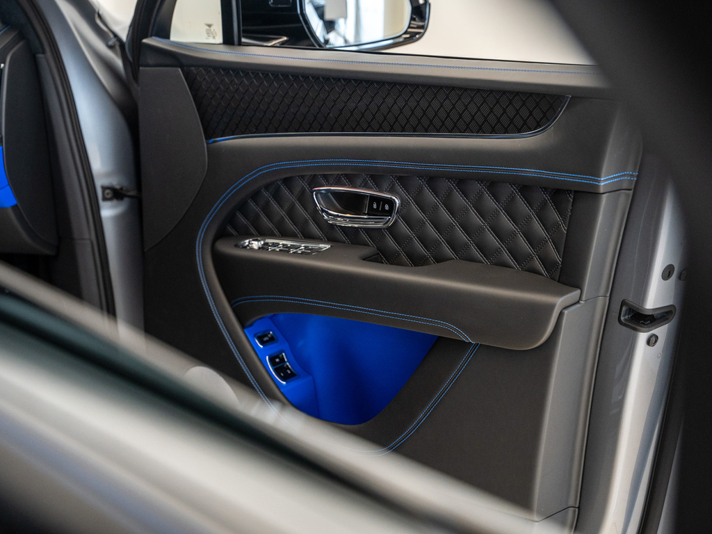 Bentley Bentayga Ewb Azure V8 #30