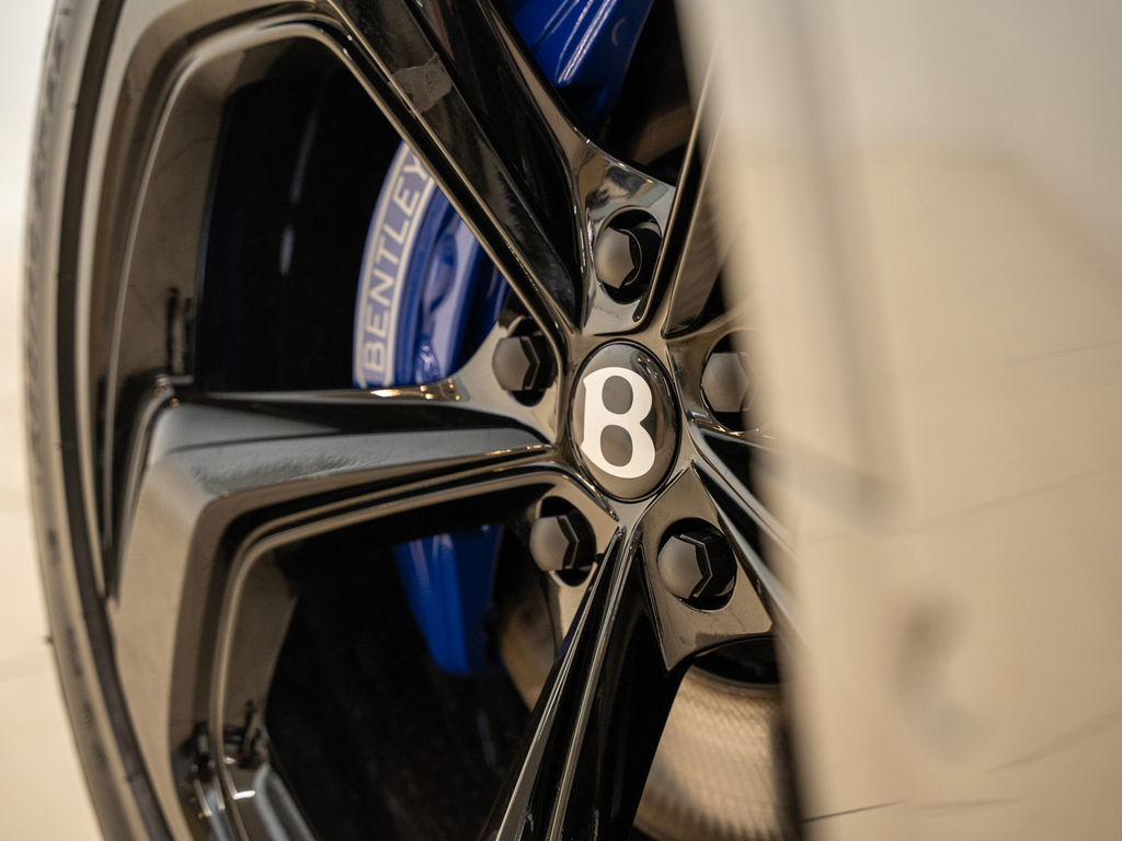 Bentley Bentayga Ewb Azure V8 #41