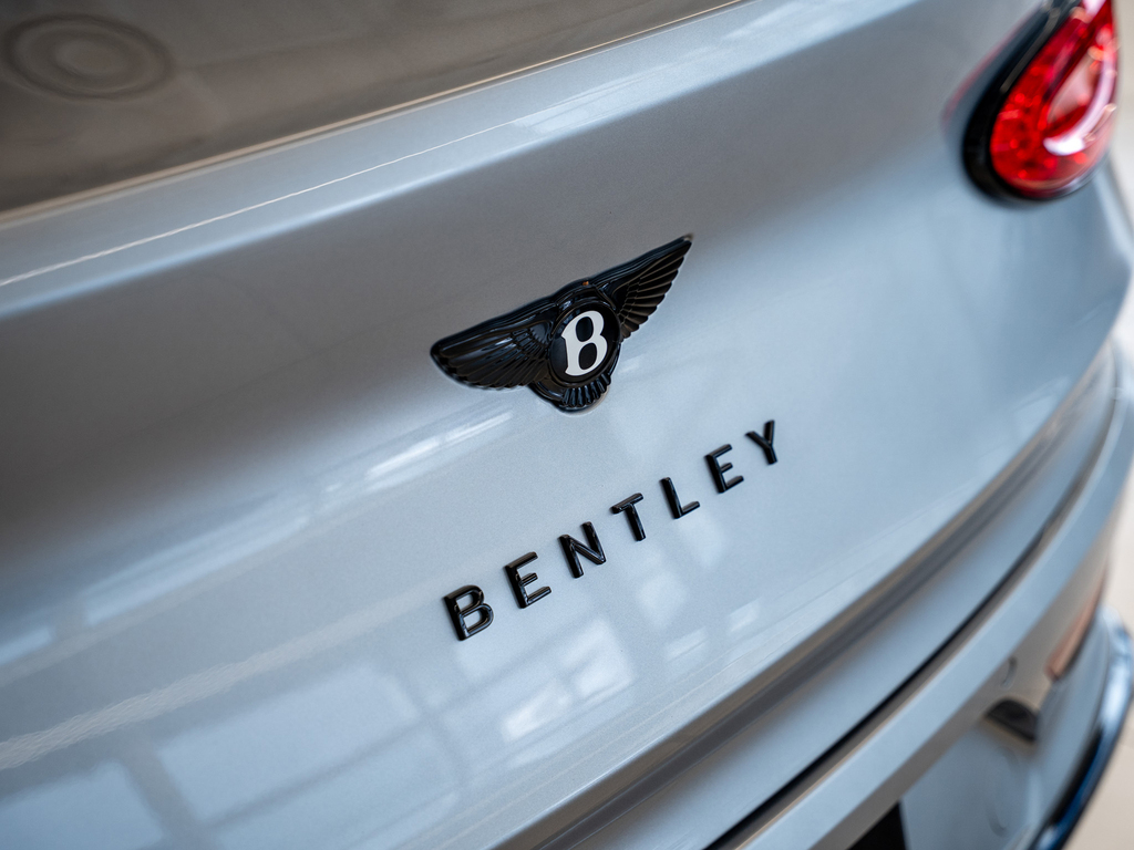 Bentley Bentayga Ewb Azure V8 #8