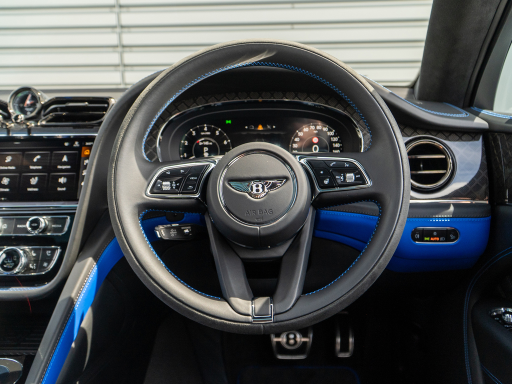Bentley Bentayga Ewb Azure V8 #18