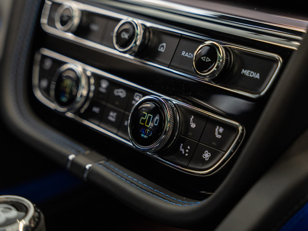 Bentley Bentayga Ewb Azure V8 #28