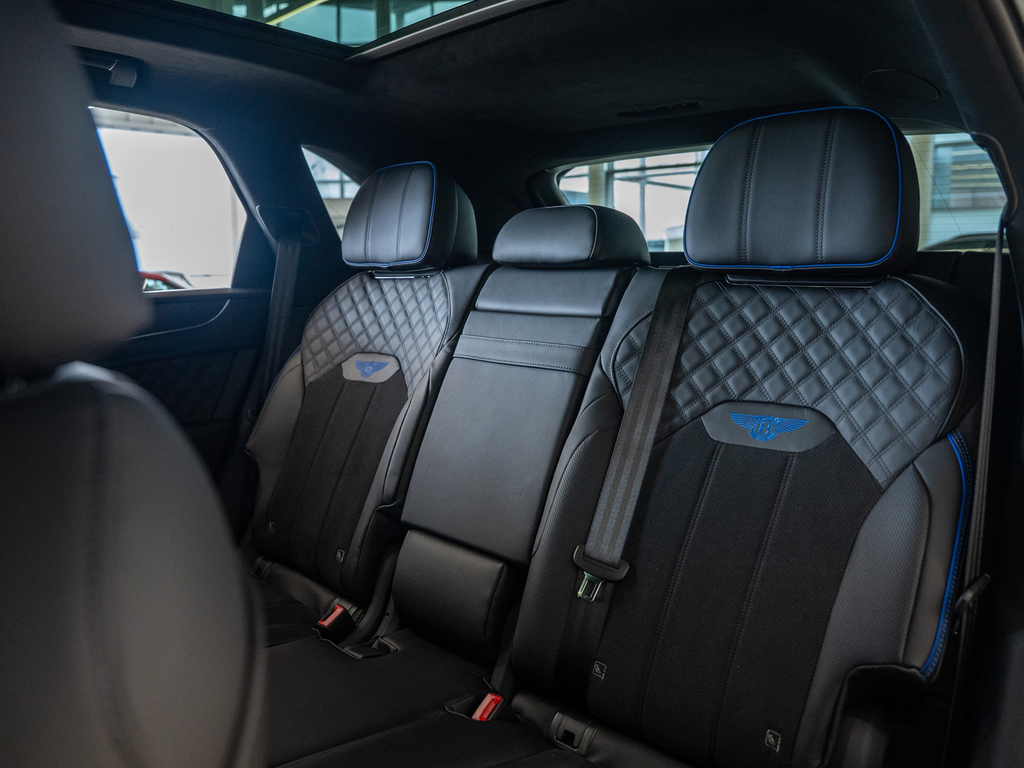 Bentley Bentayga Ewb Azure V8 #23