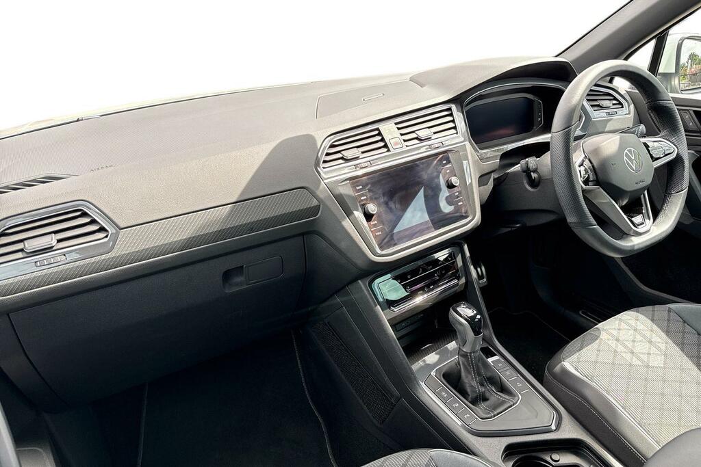Volkswagen Tiguan Match White #2