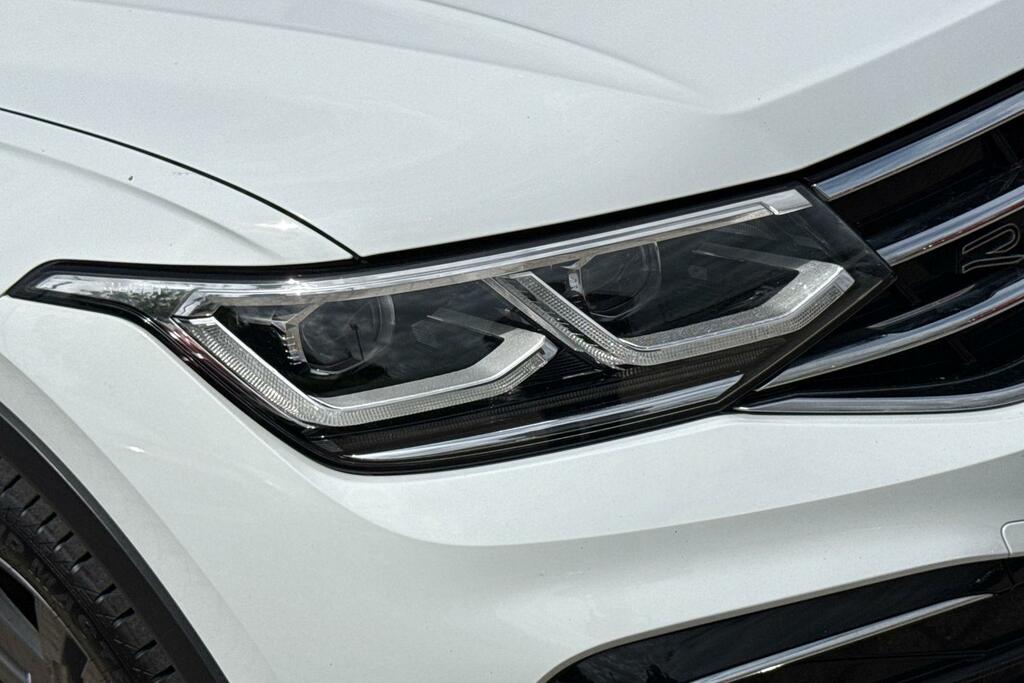 Volkswagen Tiguan Match White #19