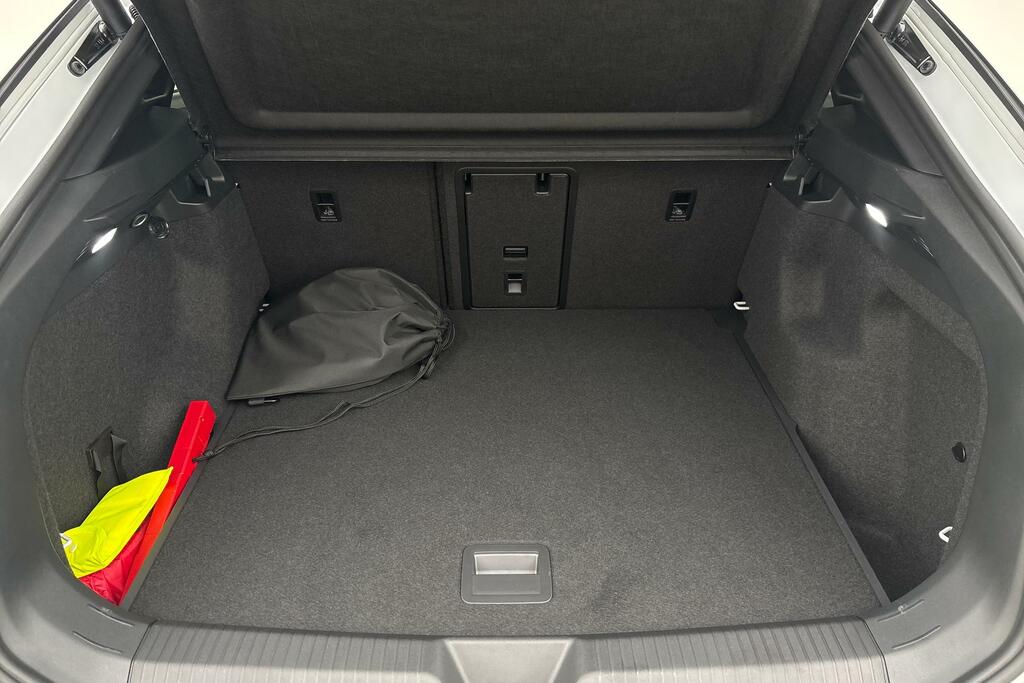 Volkswagen ID.5 210Kw Match Pro 77Kwh Blue #12