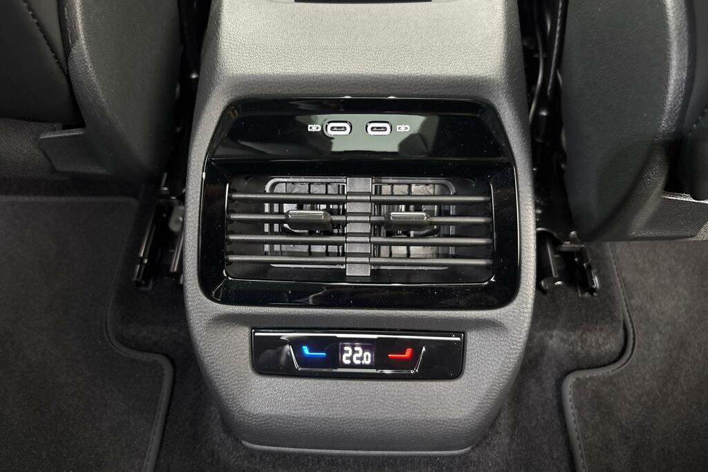 Volkswagen ID.5 210Kw Match Pro 77Kwh Blue #33