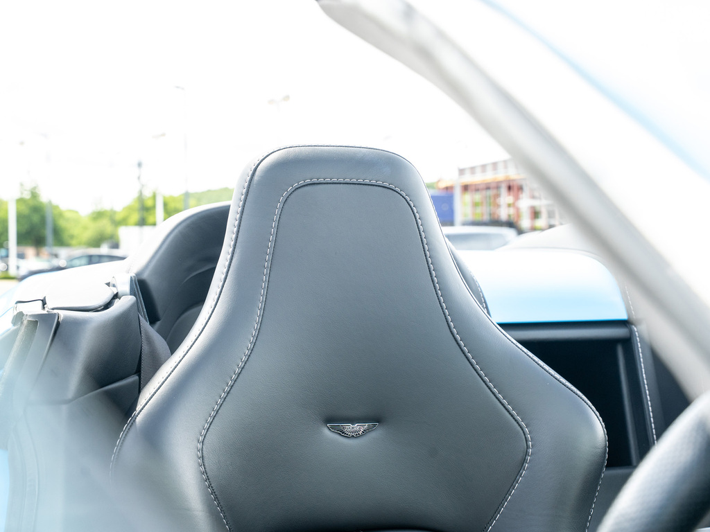 Aston Martin Vantage S Sportshift III Black #5