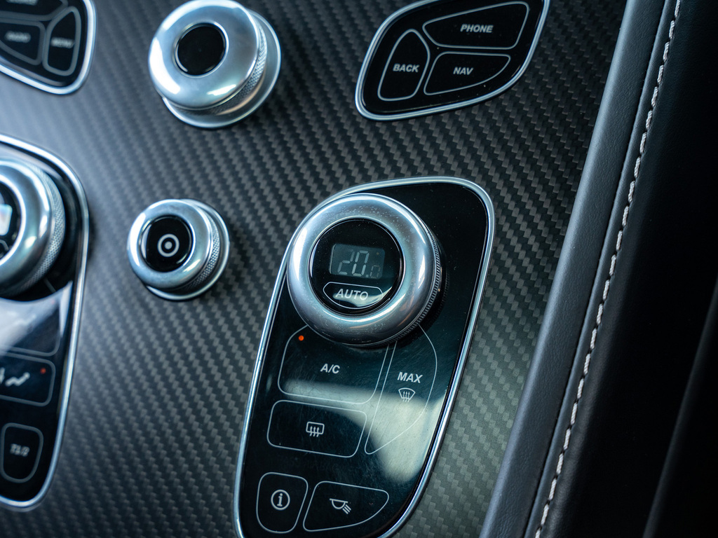 Aston Martin Vantage S Sportshift III Black #14